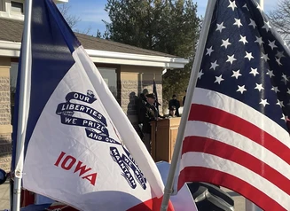 Maj. Gen. Osborn speaks at Veterans Day at Iowa Veterans Cemetery