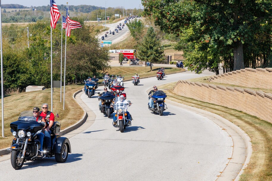 procession entering IVC
